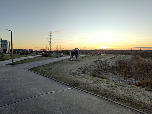 Продам однокомнатную (1-комн.) квартиру, Зелинского ул, 52к2, Великий Новгород г