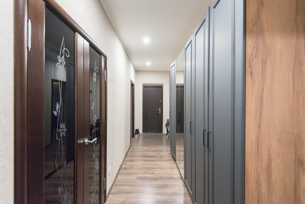 Продам трехкомнатную (3-комн.) квартиру, Жданова ул, 11, Ростов-на-Дону г