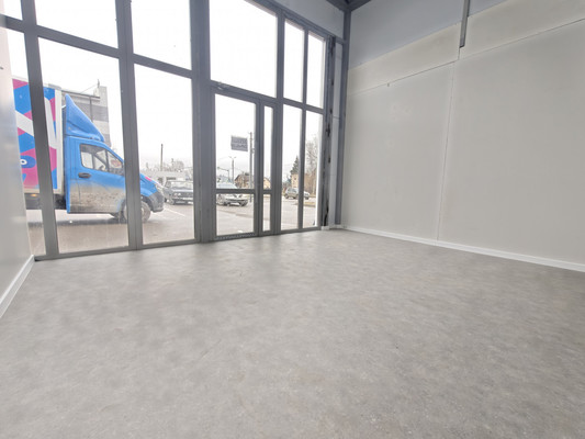 Сдам торговое помещение 15 м2, Центрально-Мариупольская ул, 87, Казань г