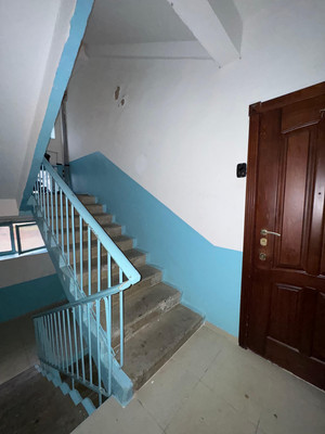 Продам трехкомнатную (3-комн.) квартиру, Ватутина ул, 4, Нальчик г