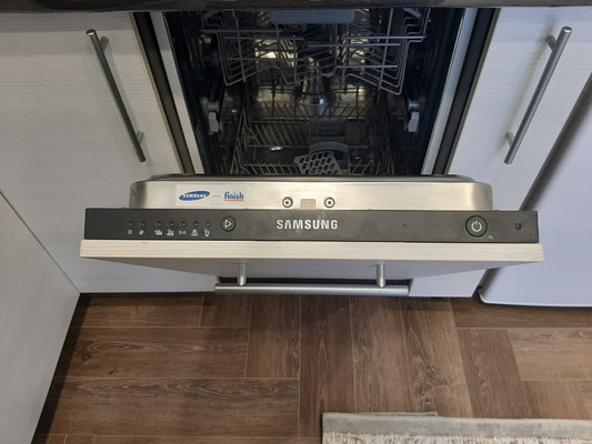 Продам двухкомнатную (2-комн.) квартиру, Анапская (Центральный р-н) ул, 5д, Сочи г