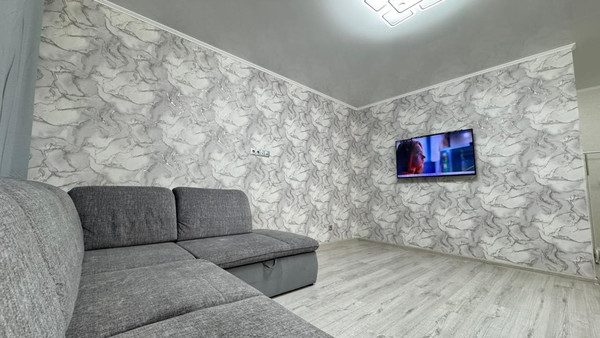 Продам двухкомнатную (2-комн.) квартиру, Азата Аббасова ул, 23ка, Казань г