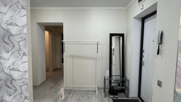 Продам двухкомнатную (2-комн.) квартиру, Азата Аббасова ул, 23ка, Казань г