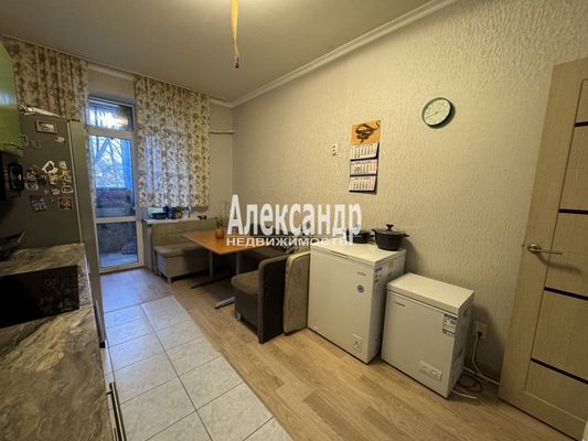 Продам трехкомнатную (3-комн.) квартиру, Шевченко ул, 12к1, Всеволожск г