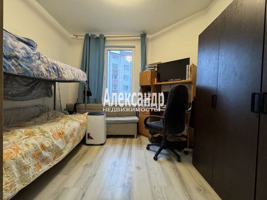 Продам трехкомнатную (3-комн.) квартиру, Шевченко ул, 12к1, Всеволожск г