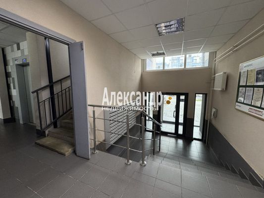 Продам трехкомнатную (3-комн.) квартиру, Шевченко ул, 12к1, Всеволожск г