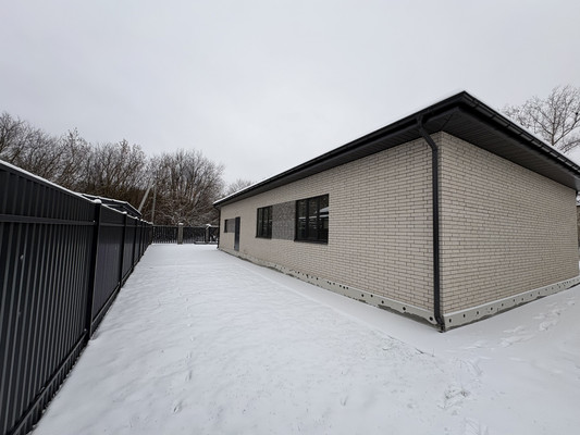 Продам дом, Комиссариатская ул, 53кв, Усады с, 0 км от города