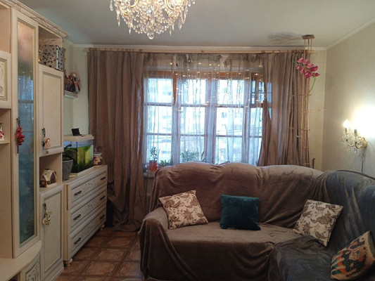 Продам двухкомнатную (2-комн.) квартиру, Интернациональная ул, 2, Новороссийск г