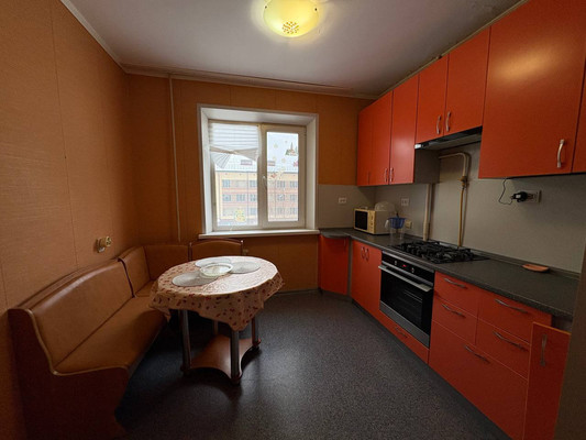 Продам двухкомнатную (2-комн.) квартиру, Воинов-интернационалистов ул, 22кА, Йошкар-Ола г