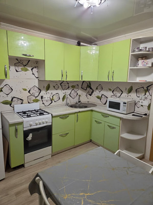 Продам двухкомнатную (2-комн.) квартиру, Победы пр-кт, 72кА, Казань г