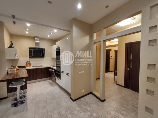 Продам трехкомнатную (3-комн.) квартиру, Коштоянца ул, 20к2, Москва г