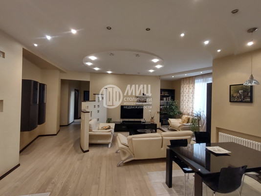 Продам трехкомнатную (3-комн.) квартиру, Коштоянца ул, 20к2, Москва г