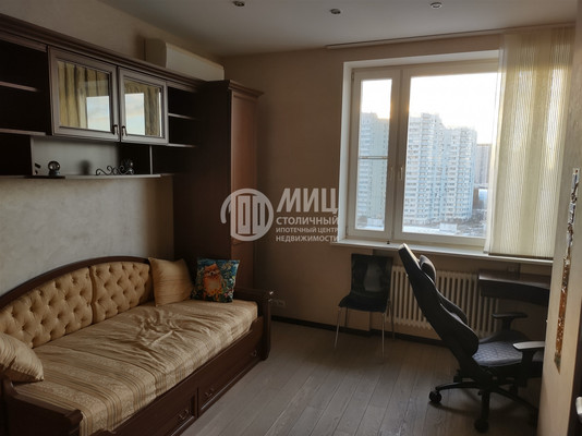 Продам трехкомнатную (3-комн.) квартиру, Коштоянца ул, 20к2, Москва г
