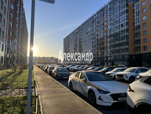 Продам однокомнатную (1-комн.) квартиру, Ветеранов пр-кт, 175к4, Санкт-Петербург г