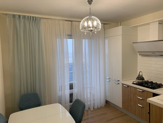 Продам трехкомнатную (3-комн.) квартиру, Чкалова ул, 18, Рязань г