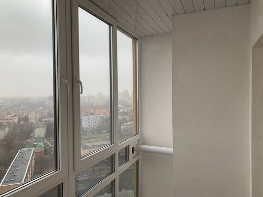 Продам трехкомнатную (3-комн.) квартиру, Чкалова ул, 18, Рязань г