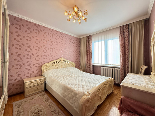 Продам многокомнатную квартиру, Кабардинская ул, 210, Нальчик г