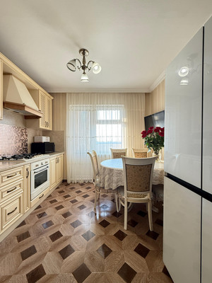 Продам многокомнатную квартиру, Кабардинская ул, 210, Нальчик г