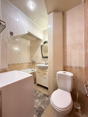 Продам многокомнатную квартиру, Кабардинская ул, 210, Нальчик г