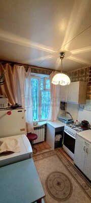 Продам двухкомнатную (2-комн.) квартиру, Болотниковская ул, 51к2, Москва г