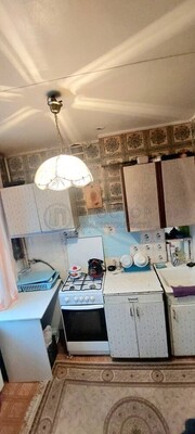 Продам двухкомнатную (2-комн.) квартиру, Болотниковская ул, 51к2, Москва г