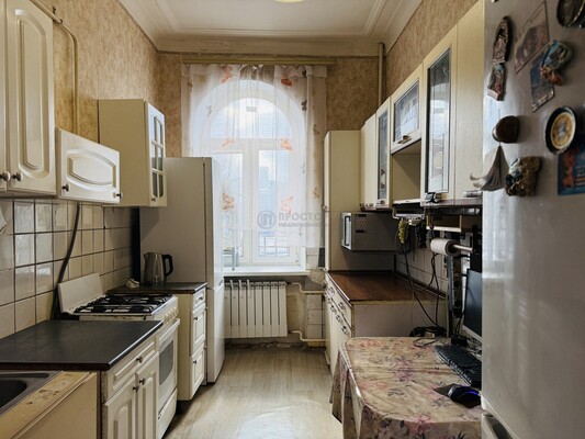 Продам двухкомнатную (2-комн.) квартиру, Кожевническая ул, 1Бс1, Москва г