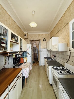 Продам двухкомнатную (2-комн.) квартиру, Кожевническая ул, 1Бс1, Москва г