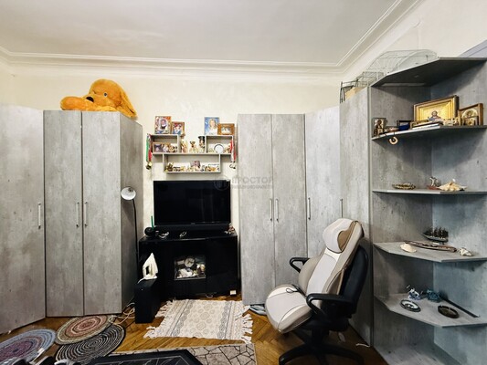 Продам двухкомнатную (2-комн.) квартиру, Кожевническая ул, 1Бс1, Москва г