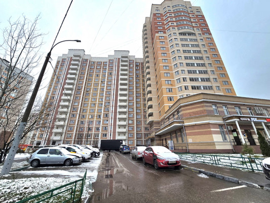 Продам трехкомнатную (3-комн.) квартиру, 65-летия Победы (Кузнечики мкр.) б-р, 12к1, Подольск г