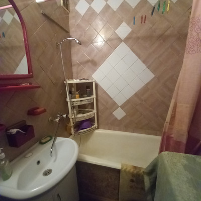 Продам двухкомнатную (2-комн.) квартиру, Вятская ул, 110, Ростов-на-Дону г