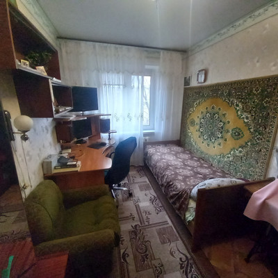 Продам двухкомнатную (2-комн.) квартиру, Вятская ул, 110, Ростов-на-Дону г