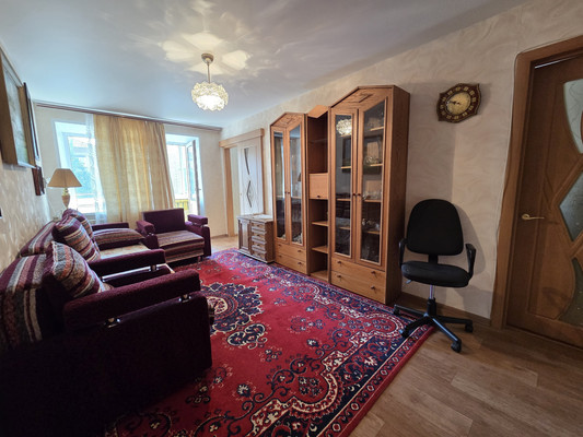 Продам двухкомнатную (2-комн.) квартиру, Якова Эшпая ул, 153, Йошкар-Ола г