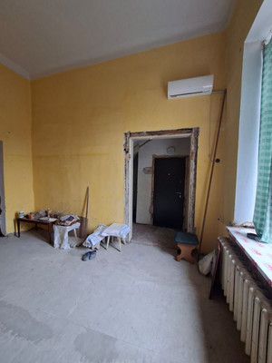 Продам однокомнатную (1-комн.) квартиру, Жуковского ул, 26, Симферополь г