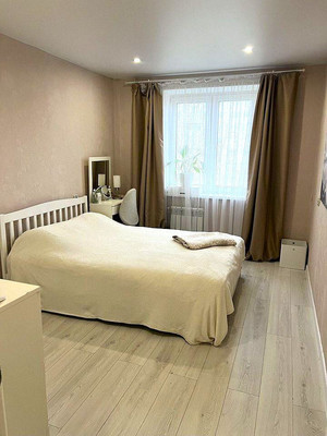 Продам двухкомнатную (2-комн.) квартиру, Генерала Павлова ул, 28, Калининград г