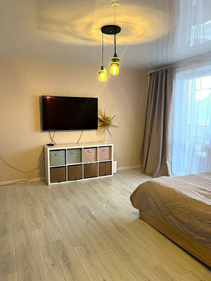 Продам двухкомнатную (2-комн.) квартиру, Генерала Павлова ул, 28, Калининград г