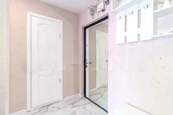 Продам двухкомнатную (2-комн.) квартиру, Генерала Павлова ул, 28, Калининград г