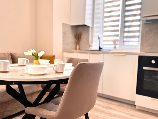 Продам трехкомнатную (3-комн.) квартиру, Енисейская ул, 2/23, Казань г