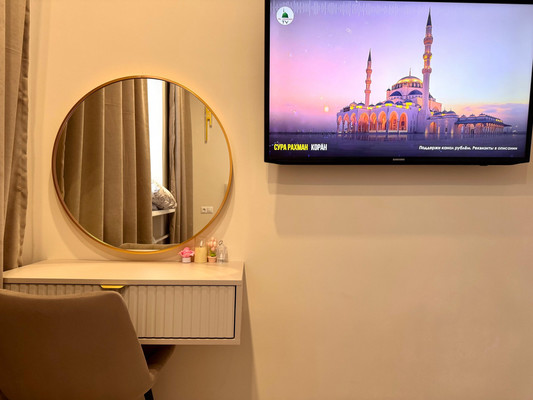 Продам трехкомнатную (3-комн.) квартиру, Енисейская ул, 2/23, Казань г