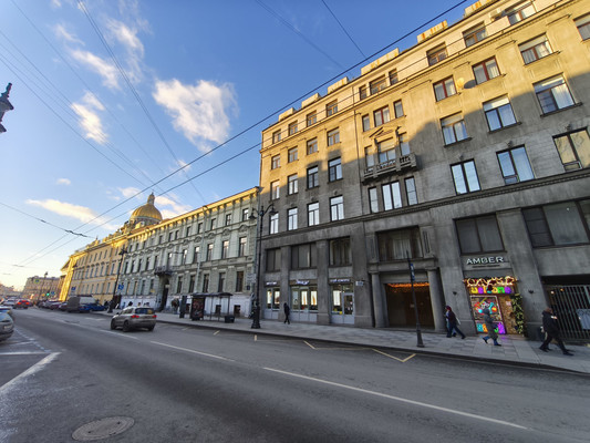 Продам комнату в 4-комн. квартире, Малая Морская ул, 19, Санкт-Петербург г