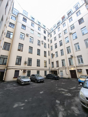 Продам комнату в 4-комн. квартире, Малая Морская ул, 19, Санкт-Петербург г