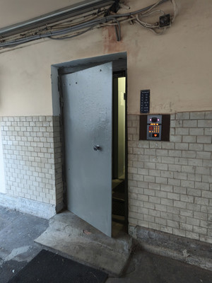 Продам комнату в 4-комн. квартире, Малая Морская ул, 19, Санкт-Петербург г