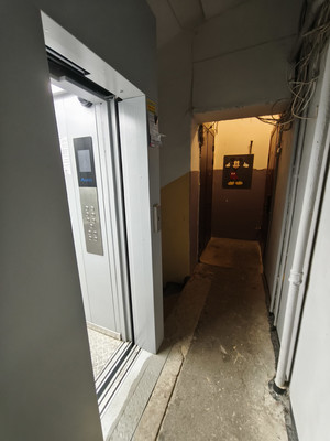 Продам комнату в 4-комн. квартире, Малая Морская ул, 19, Санкт-Петербург г