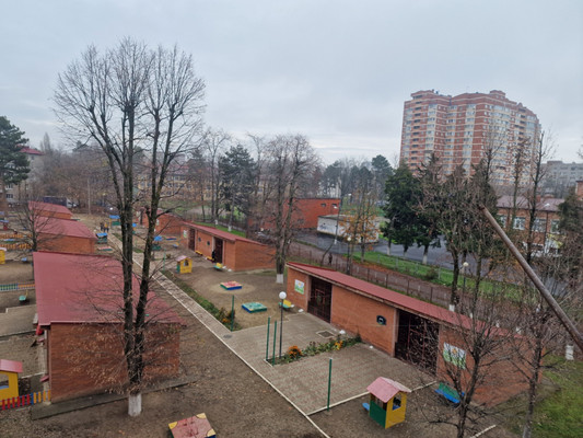 Продам двухкомнатную (2-комн.) квартиру, им. Игнатова ул, 29, Краснодар г