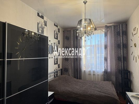 Продам трехкомнатную (3-комн.) квартиру, Чернышевского пр-кт, 17, Санкт-Петербург г