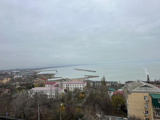 Продам трехкомнатную (3-комн.) квартиру, Журавлева ул, 4, Махачкала г