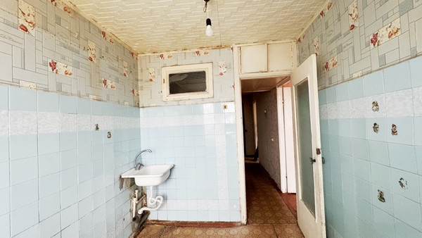 Продам трехкомнатную (3-комн.) квартиру, Октябрьская ул, 89, Липецк г