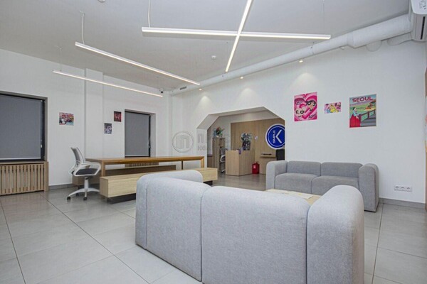 Сдам коммерческое помещение 265,3 м2, 3-й Красносельский пер, 19с7, Москва г