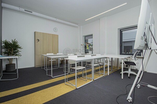 Сдам коммерческое помещение 265,3 м2, 3-й Красносельский пер, 19с7, Москва г