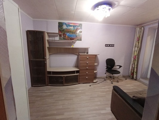 Сдам 2-комн. в 6-комн. квартире, Заводской пр-кт, 62, Колпино г