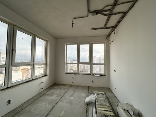 Продам трехкомнатную (3-комн.) квартиру, Крымской весны ул, 5к7, Мирное с